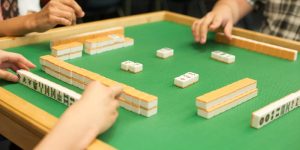 Tự Rút Mạt Chược